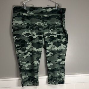 Lands' End Green Camo Leggings